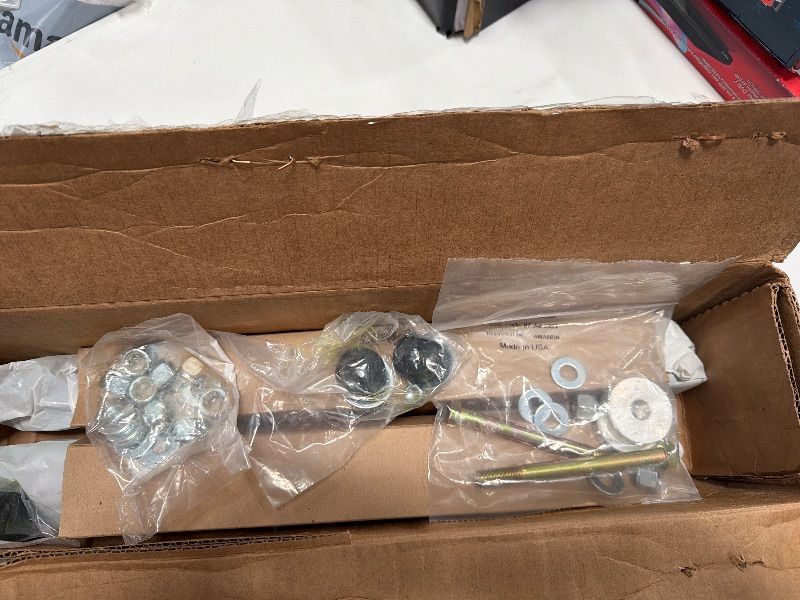 Photo 1 of ***SEE NOTES*** PARTIAL SET 
Rough Country 3.5" Bolt-On Lift Kit w/N3 Struts for 2005-2023 Tacoma - 74231RED