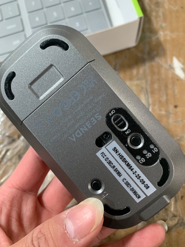 Photo 1 of ***MISSING DONGLE***
seenda Bluetooth Keyboard and Mouse Combo for Mac, SKM64-2 Rechargeable Slim Wireless Keyboard Mouse Compact, 3 Multi-Device Connection, Compatible for Mac, MacBook Pro/Air, iPad, iPhone, Black Gray