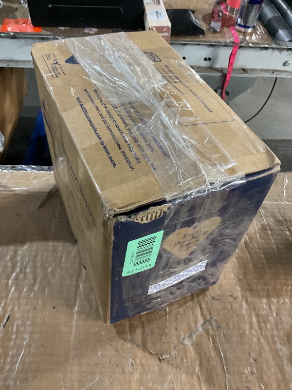 Photo 1 of ***MISSING PARTS***
BISSELL® Steam Shot™ OmniReach handheld portable steam cleaner for tile, grout, windows, bathrooms, kitchens, fabric steaming tool