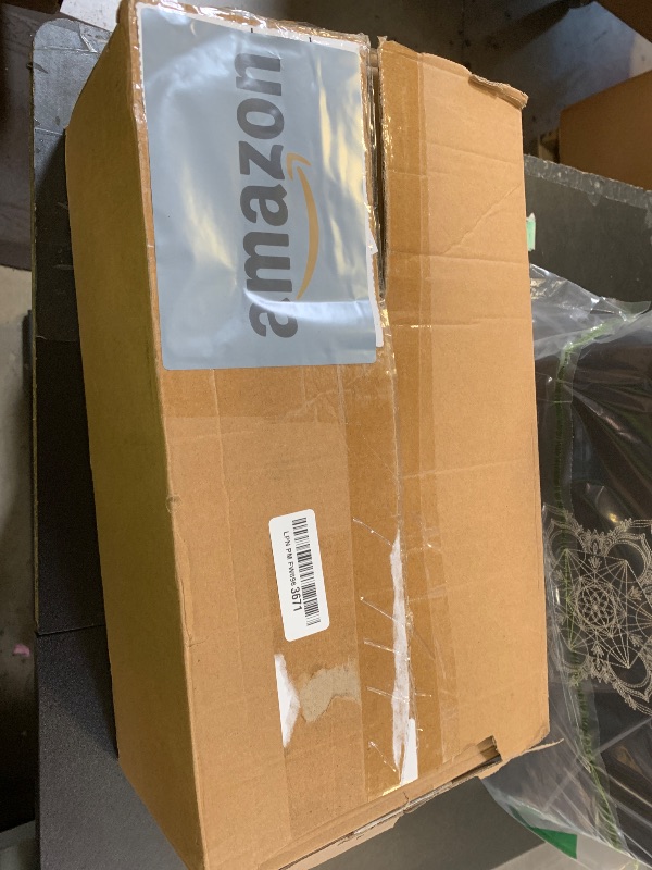 Photo 1 of MITZONE Engine Valve Cover Left Side Compatible with 2001-2005 Ford Explorer Ranger Mercury Mountaineer 4.0L Replace 264-989 1L2Z6582BA 4L5Z6582FA 4L5Z6582JA