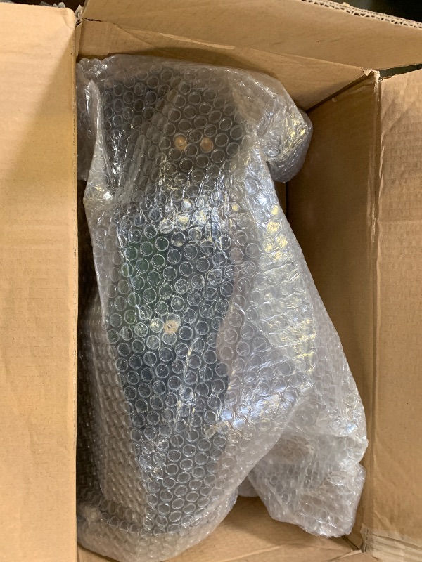 Photo 1 of MITZONE Engine Valve Cover Left Side Compatible with 2001-2005 Ford Explorer Ranger Mercury Mountaineer 4.0L Replace 264-989 1L2Z6582BA 4L5Z6582FA 4L5Z6582JA