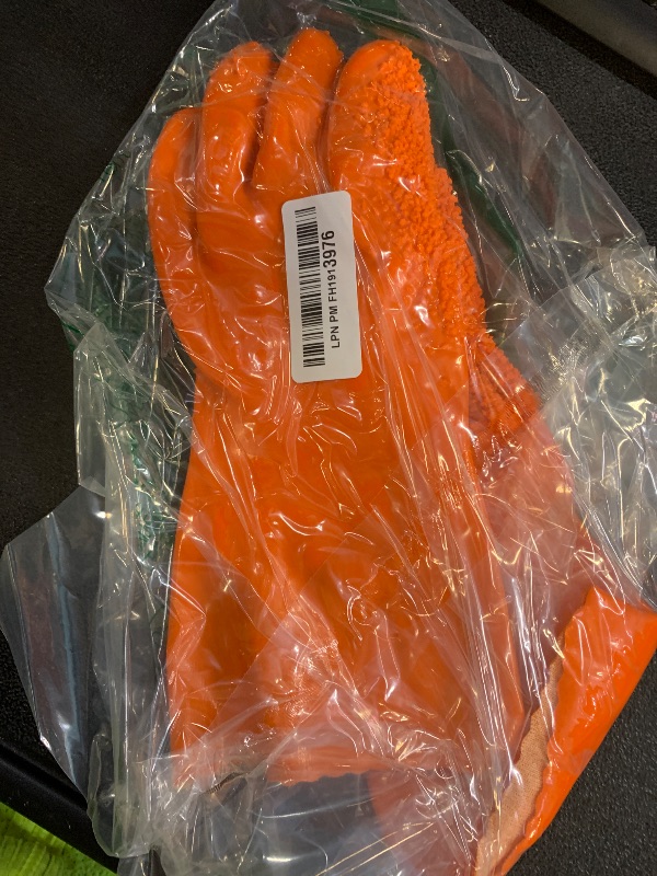 Photo 1 of 1 pair Magic Quick Fruit Vegetable Potato Processing Tools PVC Rubber Peelers Gloves Cooking Tools Rose Red Kitchen Gadget