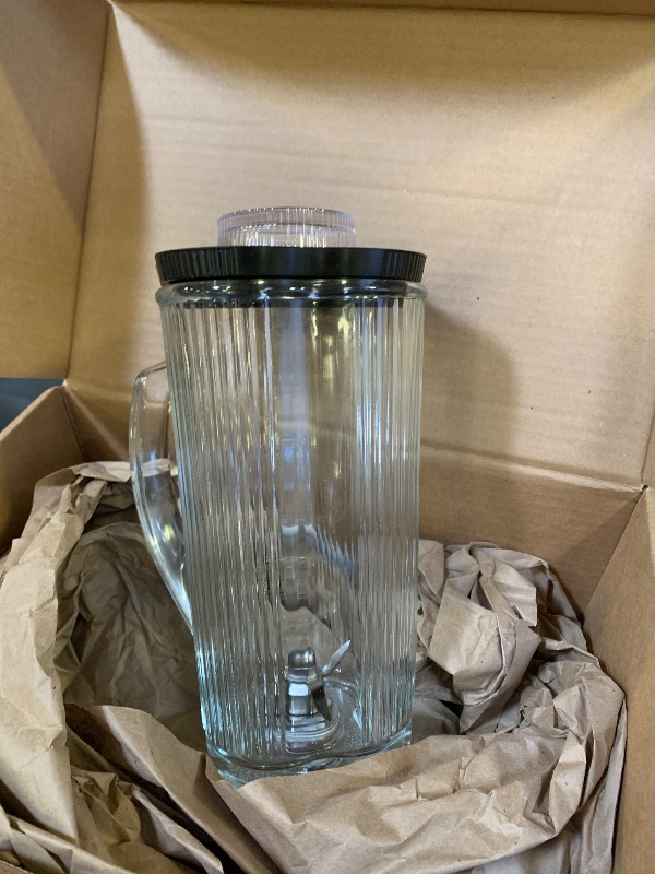 Photo 1 of Waring Commercial CAC32 Glass Container with Blade Assembly and Lid, 40-Ounce