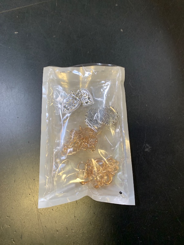 Photo 1 of 4 PCS Sweater Clips, Vintage Shawl Clips Cloak Clasp Back Dress Clip Clothes Clip to Tighten Sweater Clasps and Closures for Cardigans Waist Cincher-Clip for Women Clothing Shirt