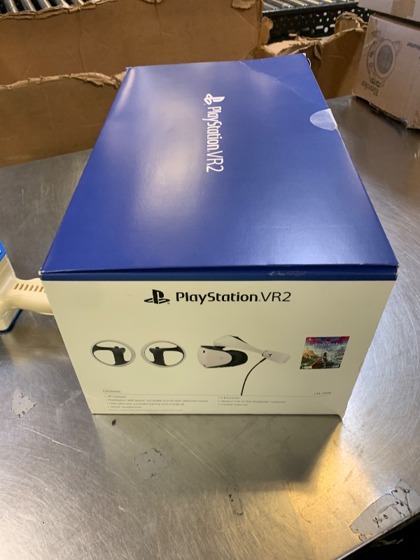 Photo 1 of PlayStation VR2 Horizon Call of The Mountain™ Bundle (PSVR2)
