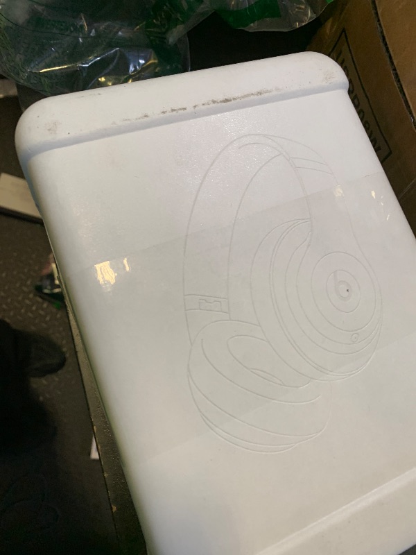 Photo 1 of Beats Studio Pro - Premium Wireless Over-Ear Headphones- Up to 40-Hour Battery Life, Active Noise Cancelling, USB-C Lossless Audio, Apple & Android Compatible - Matte White