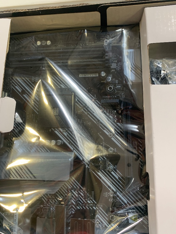 Photo 1 of ASUS Prime B550-PLUS AC-HES AMD AM4 (3rd Gen Ryzen) ATX Motherboard (Dual M.2, PCIe4.0, WIFI5, 1Gb Ethernet, SATA 6 Gbps, USB 3.2 Gen 2 Type-C, Front USB 3.2 Gen 1 Type-C and CEC Tier II Ready)