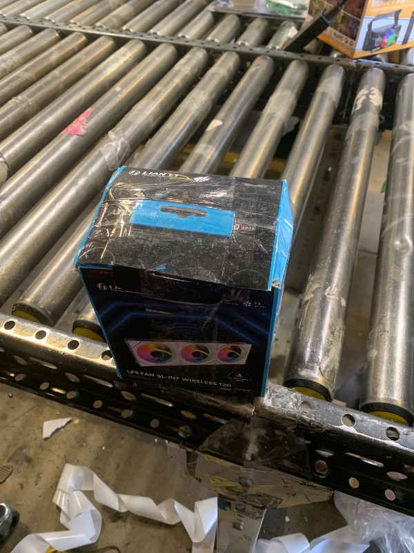 Photo 1 of Lian Li UNI Fan TL LCD Wireless 120-Triple Pack-2.4 GHz Wireless Signal ARGB Fan-Infinity Mirror-Daisy-Chain Design-Customizable Lighting Effects-Controller Included & Required - White (12TLLCD1W3W)