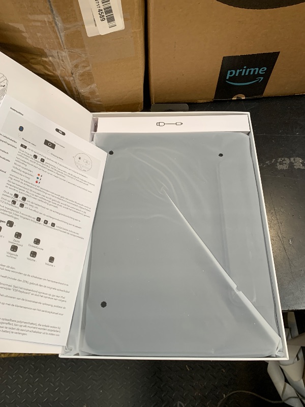 Photo 1 of ESR iPad Air 11 Inch Case with Keyboard (M3/M2, 2025/2024) & iPad Pro 11/Air 5th/4th Gen Keyboard, Easy-Set Magnetic Stand, Portrait/Raised Modes, with Removable Protective Case, Black