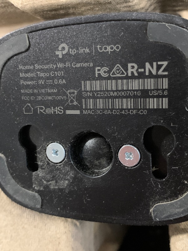 Photo 1 of *** VERY USED / 3 PACK *** Tapo 1080P Indoor Wired Security Camera - Works as a Baby Monitor & Pet Camera, Motion Detection, 2-Way Audio, Siren, Night Vision, Subscription-Free Local Storage or Optional Cloud, C100(4-Pack)