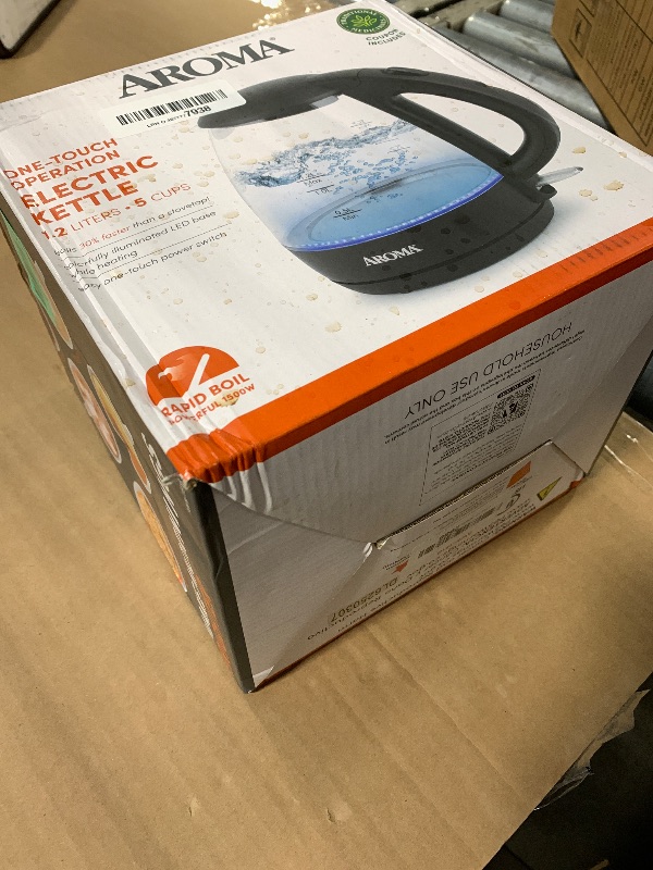 Photo 1 of *UNTESTED*
AROMA® 1.2L / 5-Cup Glass Electric Kettle with Cordless Pouring, Trigger-Release Lid, Automatic Shut-off, Black (AWK-151B)
**USED**
