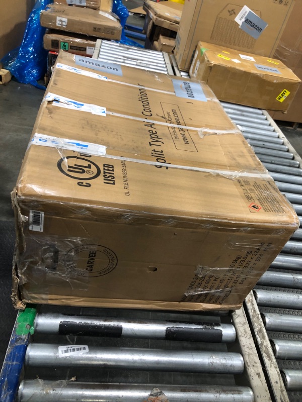 Photo 1 of *****MINOR DENT ON ONE OF THE SIDES******
Heat Pump System, White