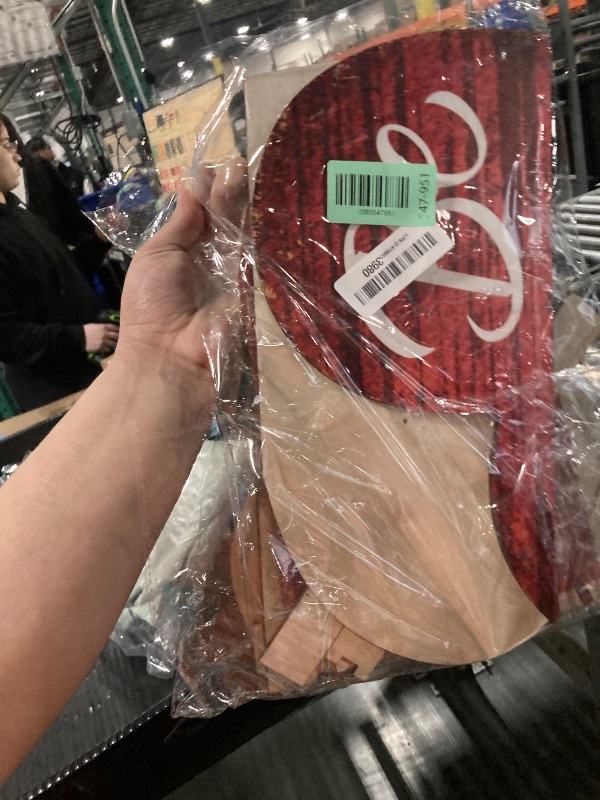 Photo 1 of ****MISSING PARTS***Burbell 6 Piece Valentine's Day Decorations Outdoor Large Heart Wooden Porch Signs Valentines Wood Love Ornaments Sign for Valentine's Day Front Door Home Farmhouse Garden Patio Wedding