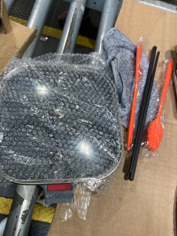 Photo 1 of ***MISSING HANDLE*** Ywmoml 4?Cup Nonstick Egg Pan Set with Lid – Aluminum Omelette Skillet for Breakfast, Includes Silicone Scraper, Oil Brush, Chopsticks & Cleaning Cloth – Compatible with Gas & Induction Cooktops