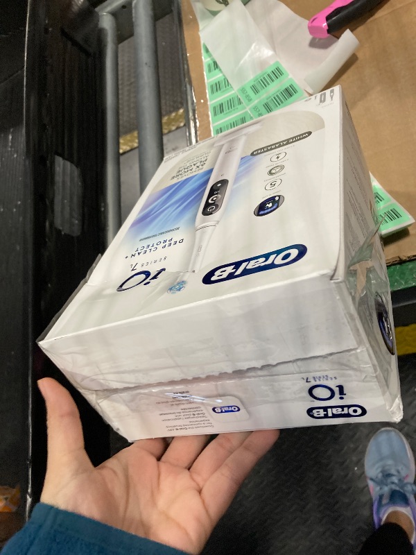 Photo 1 of ***MISSING PARTS*** Oral-B iO Deep Clean + Protect Rechargeable Electric Toothbrush, White, iO Series 7, 2 Replacement Brush Heads, Charging Travel Case