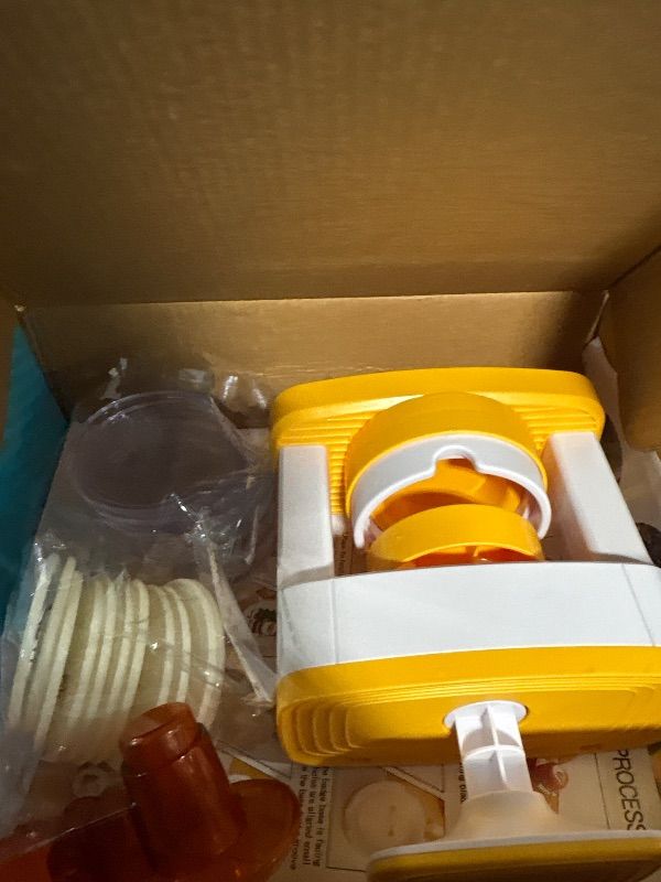 Photo 1 of **MISSING PARTS**
Yallmie Button Maker Machine, Pin Maker Machine Sturdy Button Press Kit, Pin Badge Maker Machine with 24Pcs Badge and 24 Pictures and Circle Cutter, Ideal DIY Kit (A Type)