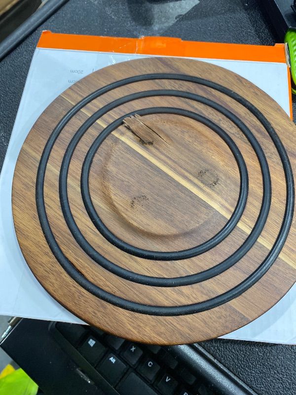 View 3 of *MINOR DAMAGE - USED*
Le Creuset Magnetic Wooden Trivet, Acacia Wood with Black Silicone Rings