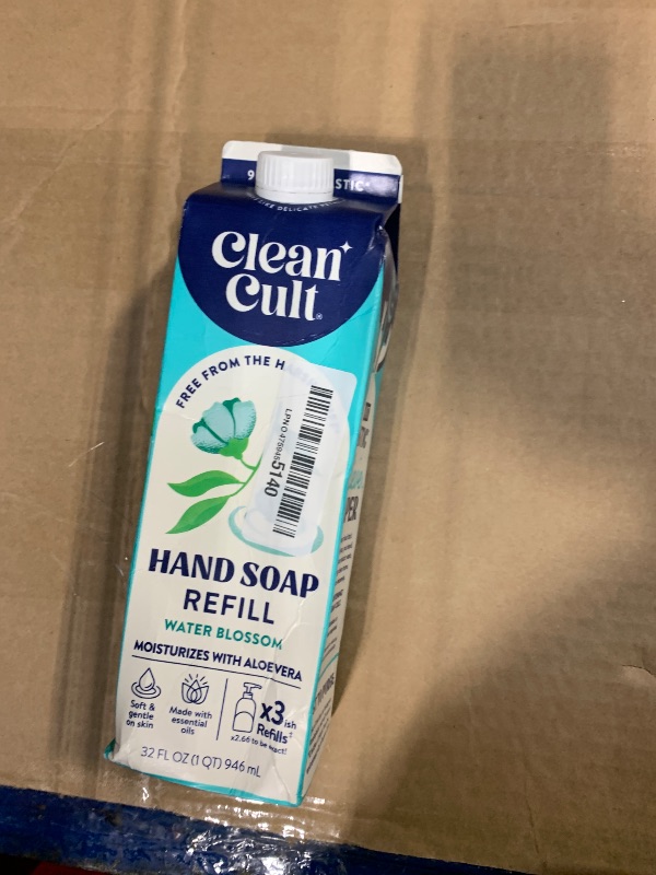 Photo 1 of **USED***
Cleancult Liquid Hand Soap Refill - Water Blossom - Moisturizes Dry & Sensitive Skin - Made with Aloe Vera & Essential Oils - Eco Friendly - Paper-Based Packaging - 32 oz/1 Pack