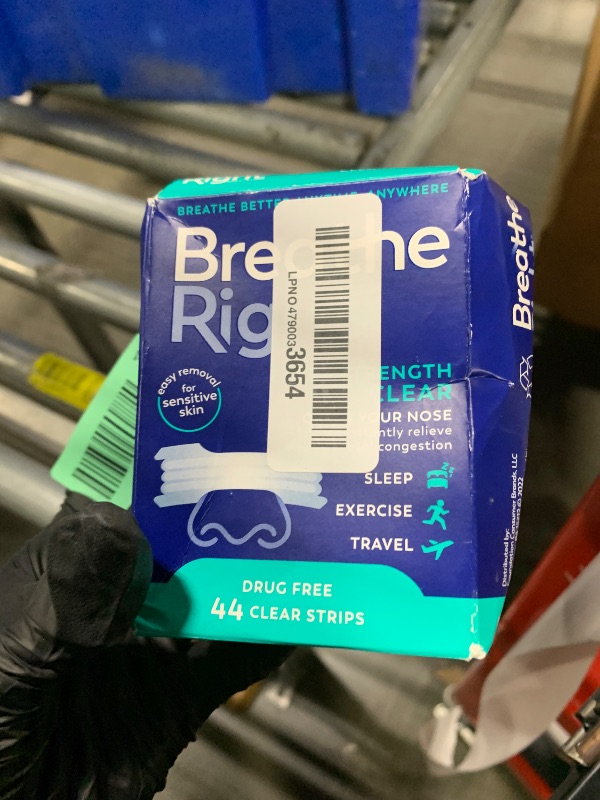 Photo 1 of *USED*
Breathe Right Nasal Strips | Extra Strength | Clear | For Sensitive Skin I Drug-Free Snoring Solution & Nasal Congestion Relief Caused by Colds & Allergies | 24 Count (Packaging May Vary)