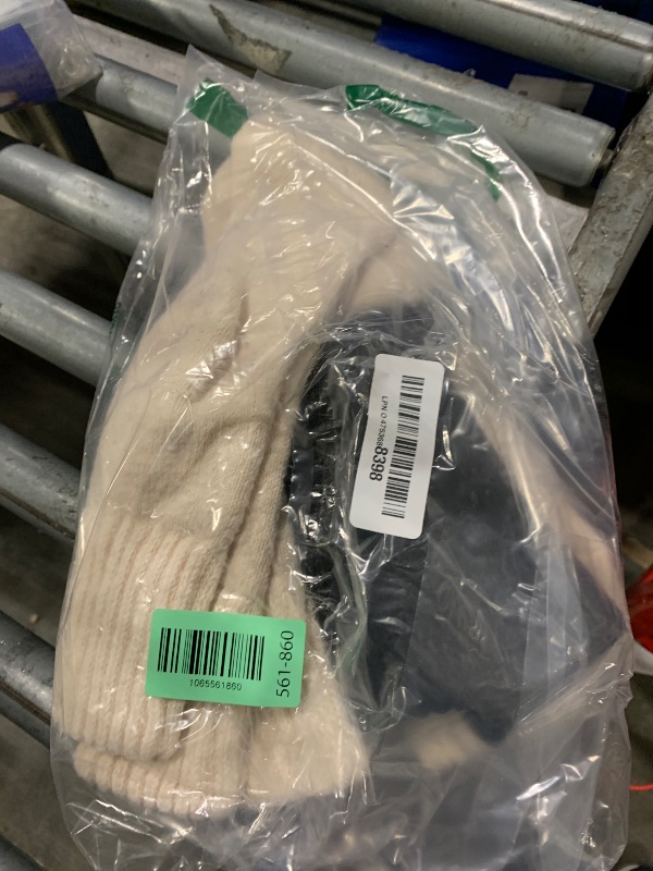 Photo 1 of ** USED** BomKinta Women Winter Solid Boots Socks Thick Warm Wool Socks Cozy Crew Socks Christmas Gift, Cream Cream Black, Medium