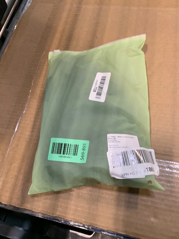 Photo 1 of +MD Compression Shirts Woman Long Sleeve Undershirts for Women Round Neck Slim Fit Baselayer Lightweight Underscrubs Basic Tops Black Small