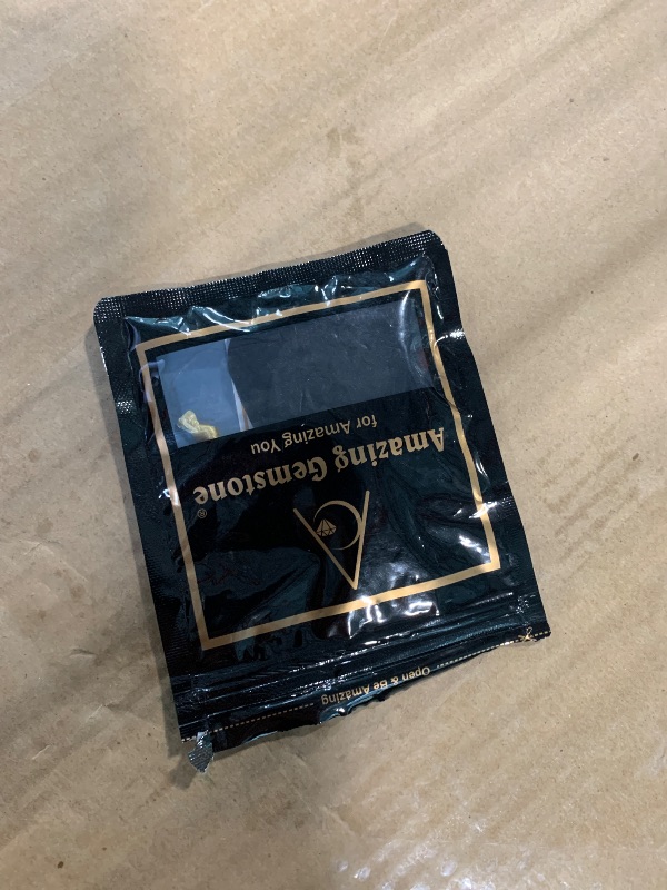 Photo 1 of ***MAJOR DAMAGE*** Amazing Gemstone Dragon Bloodstone Worry Stone Crystals and Healing Stones - Worry Stones for Stress Relief Gifts - Piedra Crystal Fidget for Meditation - Unique Stocking Stuffers and Birthday Gifts