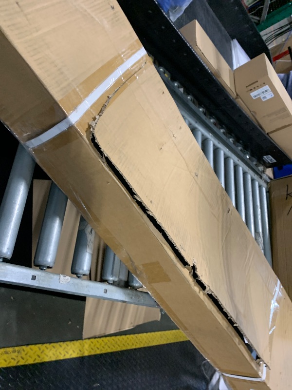 Photo 1 of ****PARTIAL SET, FORKS ONLY**** GAOMON 2600 LBS Heavy Duty Pallet Forks with Trailer Hitch Ball, Q235 Steel for Tractor and Loaders in Farms, Warehouses & Construction Site