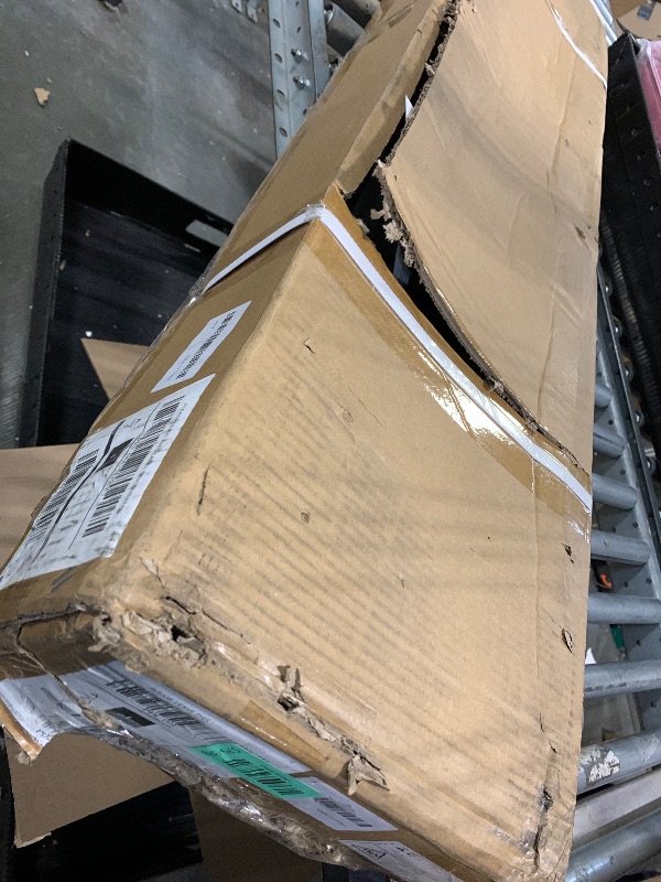 Photo 1 of ****PARTIAL SET, FORKS ONLY**** GAOMON 2600 LBS Heavy Duty Pallet Forks with Trailer Hitch Ball, Q235 Steel for Tractor and Loaders in Farms, Warehouses & Construction Site