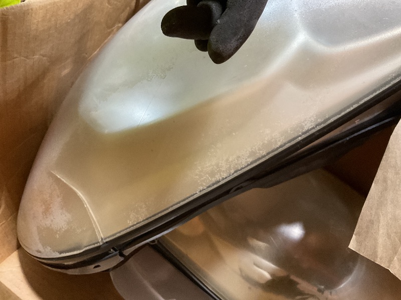 Photo 1 of **DIRT. CRACKING **AUTOSAVER88 Headlight Assembly Compatible with 2006 2007 2008 2009 2010 2011 2012 2013 Chevy Impala 2014-2016 Impala Limited 06-07 Monte Carlo Headlamp Replacement Pair Chrome Housing Amber Reflector