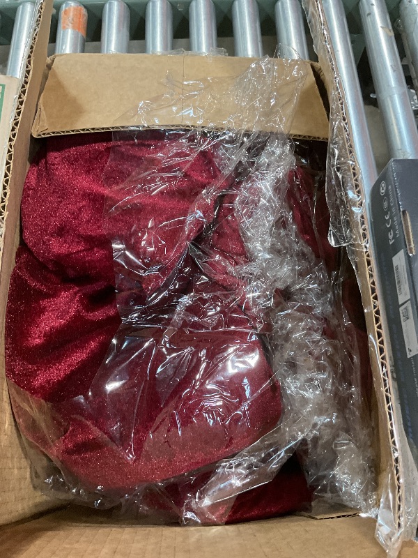 Photo 1 of 27.5 x 82.7 inch Extra Large Burgundy Velvet Christmas Tree Topper Bows with Long Streamers Big Decorative Bow for Wedding Birthday Party Supplies Holiday Home Decor (Burgundy, 27.5 x 82.7'')