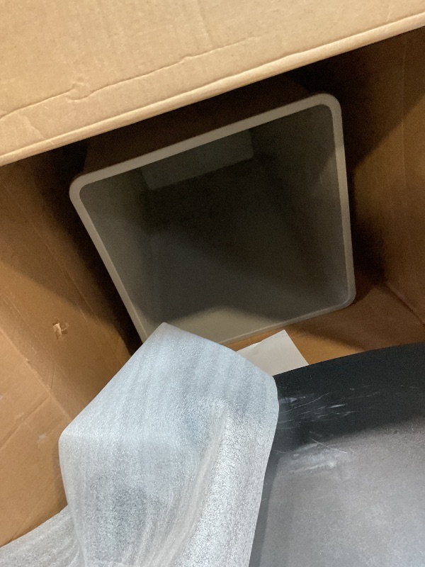 Photo 1 of **MISSING SIDE PANELS**Rubbermaid Commercial Products Landmark Classic Dome Lid Trash Can 50-Gallon Indoor/Outdoor Wastebasket/Garbage Bin for Public Spaces/Mall/Gas Station/School/Hospital/Office/Lobby