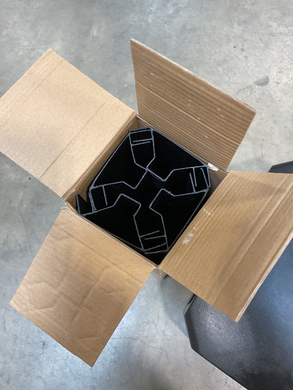 Photo 1 of **MISSING SIDE PANELS**Rubbermaid Commercial Products Landmark Classic Dome Lid Trash Can 50-Gallon Indoor/Outdoor Wastebasket/Garbage Bin for Public Spaces/Mall/Gas Station/School/Hospital/Office/Lobby