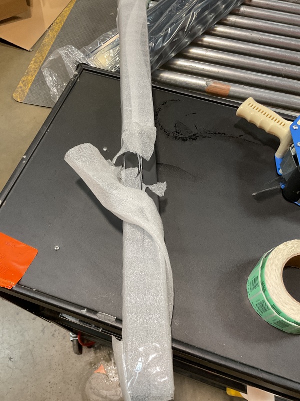 Photo 1 of **MISSING SIDE PANELS**Rubbermaid Commercial Products Landmark Classic Dome Lid Trash Can 50-Gallon Indoor/Outdoor Wastebasket/Garbage Bin for Public Spaces/Mall/Gas Station/School/Hospital/Office/Lobby