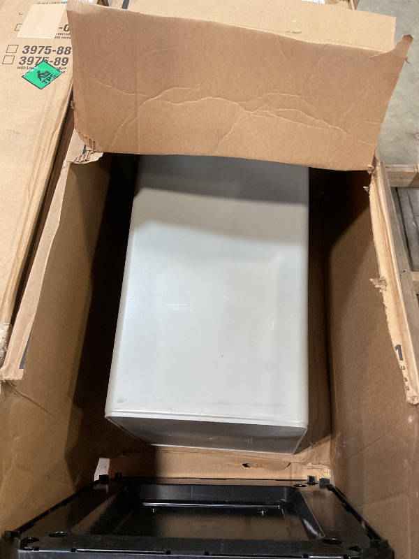 Photo 1 of **MISSING SIDE PANELS**Rubbermaid Commercial Products Landmark Classic Dome Lid Trash Can 50-Gallon Indoor/Outdoor Wastebasket/Garbage Bin for Public Spaces/Mall/Gas Station/School/Hospital/Office/Lobby