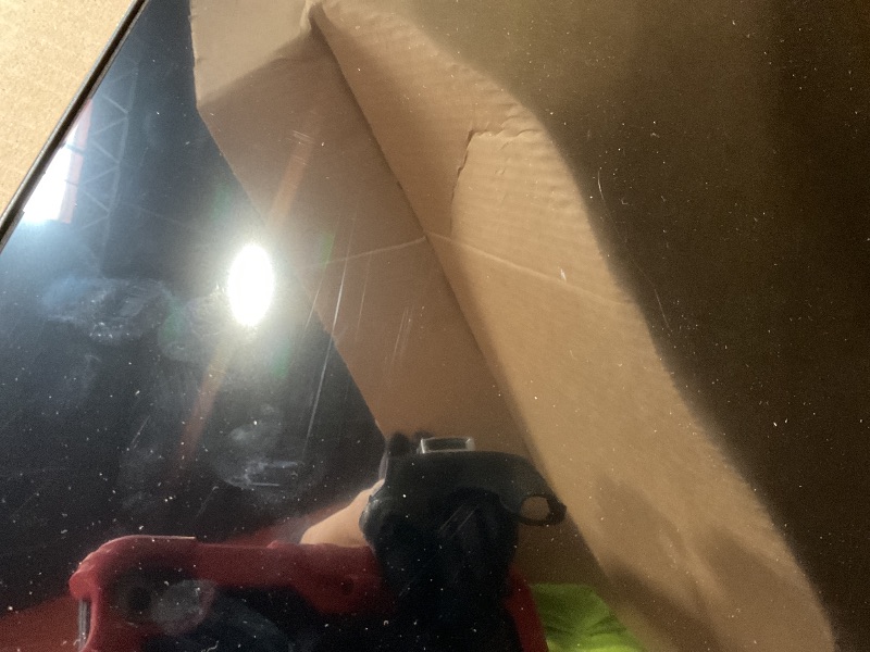 Photo 1 of **BACK PANEL IS LOOSE OR BROKE. SCRATCHES**Samsung 85-Inch Class Crystal UHD U8000F 4K Smart TV (2025 Model) Endless Free Content, Crystal Processor 4K, MetalStream Design, Knox Security, Alexa Built-in