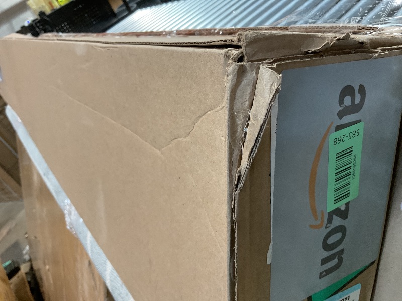 Photo 1 of **MAJOR DAMAGE TO ONE SIDE**Husky Liners Hood Protector w/American Flag | Fits Chevrolet 01-02 silverado2500 hd, 01-02 Silverado 1500 hd - 1 pc., Multi-Colored-USA |