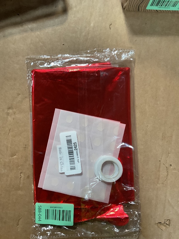 Photo 1 of 18 Inch Red Heart Balloons, 20 Pcs Foil Heart Shaped Balloon Large Foil Valentines Balloons Helium Support for Valentine's Day Wedding Bridal Engagement Party Anniversary Decorations