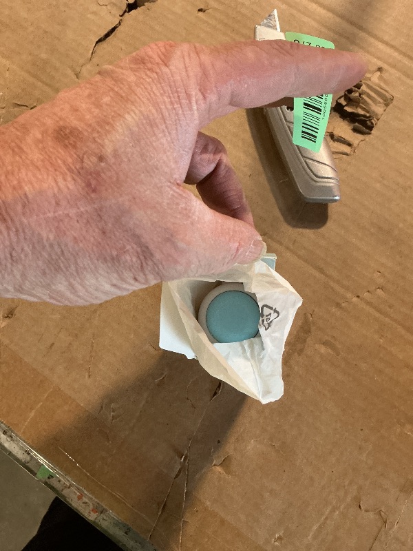 Photo 1 of 1/4 Pill Cutter with Storage Case, 4 Way Pill Splitter with Stainless Steel Blade, Precision Pills Cutter Splitter for Small and Tiny Pills