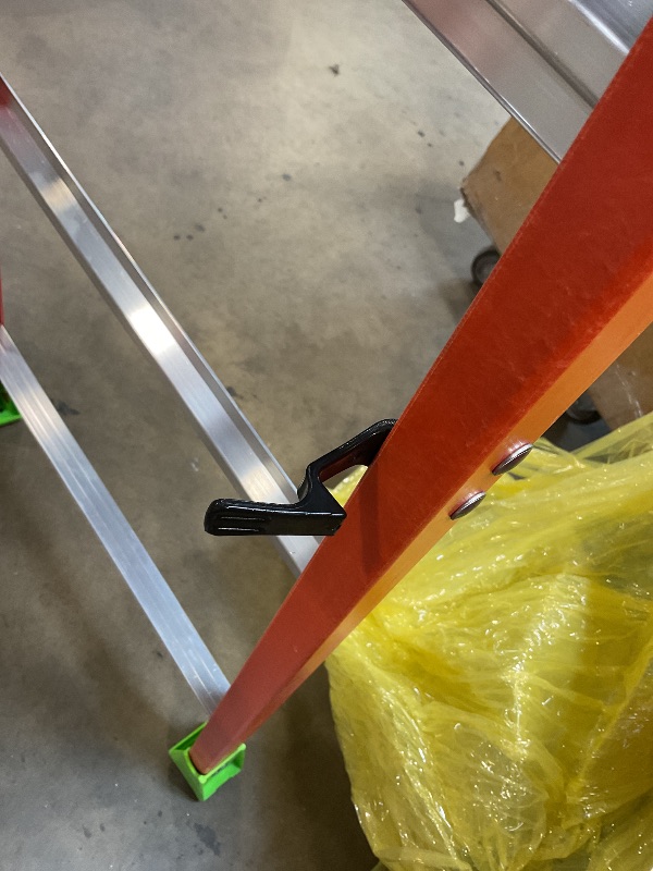 Photo 1 of **HAS A CRACK IN 1 OF THE SUPPORT LEGS*** Louisville Ladder FXS1506, 6-feet, Orange