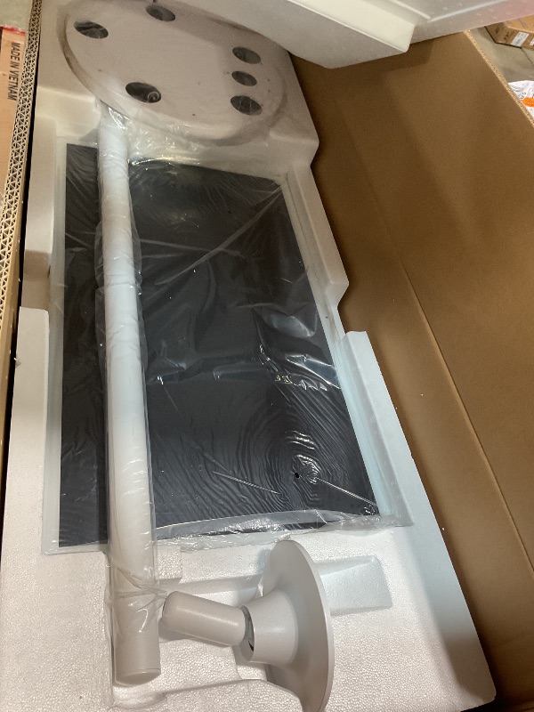 Photo 1 of **FOR PARTS ONLY/ ( DISPLAY DAMAGES SCREEN STOPS WORKING AFTER A FEW MINUTES) NON-FUNCTIONAL** Fiteye 32-Inch Portable TV with Incell Touch Screen | 6G RAM+128G Storage | 1080P TV on Wheels | Bestie Screen Built-in | 8H Video Play Time | Android OS | Full