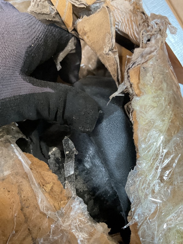 Photo 1 of **MAJOR DAMAGE. SINGLE ONE ONLY. SELLING FOR PARTS**CAP 90 LB Rubber Coated Hex Dumbbell Hand Weight - Pair | Chrome Handle