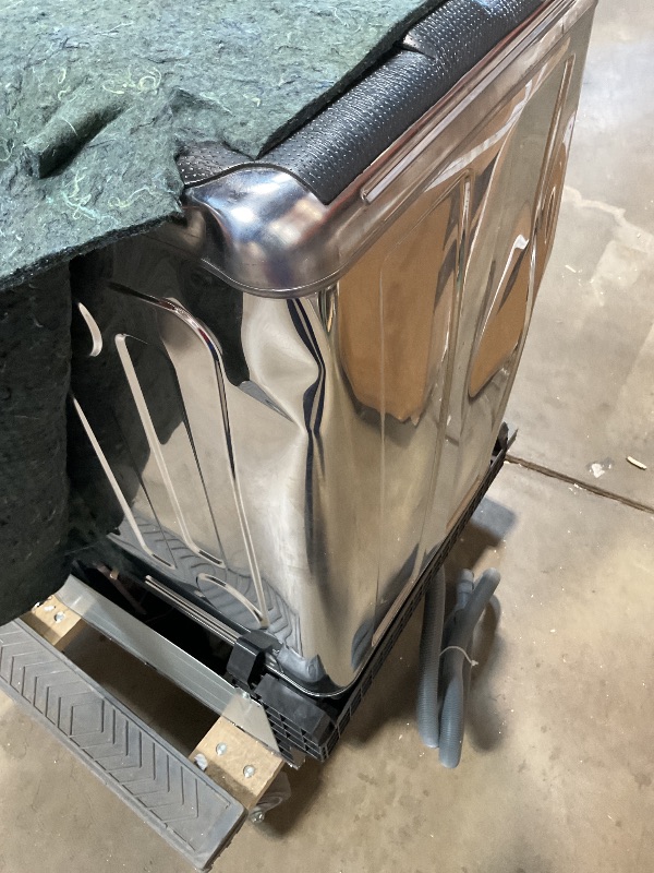 Photo 1 of *** MAJOR DAMAGE***Honeywell 18 Inch Dishwasher with 8 Place settings, 6 Washing Programs, Stainless Steel Tub, UL/Energy Star- Black