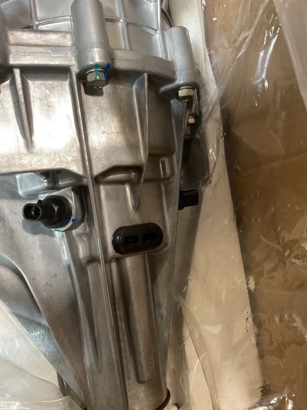 Photo 1 of **NON FUNCTIONAL** Woosphy NP246 Transfer Case New Replacement for Chevy Avalanche Silverado GMC Sierra Yukon XL 1500 2001-2007 4L60E NP8 24228420