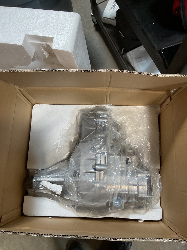 Photo 1 of **NON FUNCTIONAL** Woosphy NP246 Transfer Case New Replacement for Chevy Avalanche Silverado GMC Sierra Yukon XL 1500 2001-2007 4L60E NP8 24228420