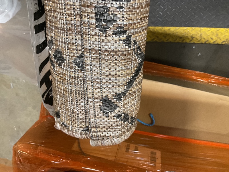 Photo 1 of **CUT DAMAGE**JONATHAN Y Moroccan Geometric Indoor Outdoor Area Rug 5X8 Natural/Black, Ourika Textured Weave for Backyard, Patio, Porch, Easy-Cleaning, High Traffic, Pet-Friendly, Non-Shedding (SMB108D-5)LPNPM881166779
