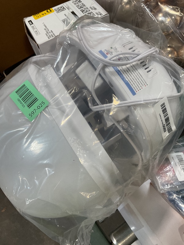 Photo 1 of ***FOR PARTS ONLY/ NON-FUNCTIONAL*** OXING 3L Cool Mist Humidifier, Ultra Quiet 20dB for Bedroom, Baby & Office, Top Fill Air Humidifier for Home Office & Indoor Plants, 30H Runtime, Essential Oil Tray, Night Light, BPA-Free, White