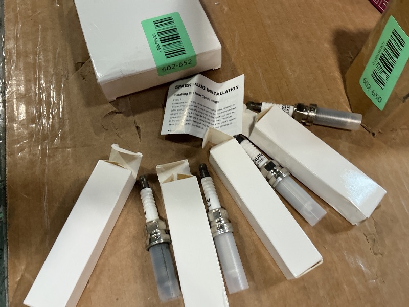 Photo 1 of * TWO APPEAR USED * BDFHYK Set of 4 Iridium Spark Plug Compatible with Lexus CT200h,Compatible with Nissan Frontier Sentra, iQ xD, Corolla Matrix,1.3L 1.8L 2.0L 2.4L 2.5L L4 Engine Replacement for SC20HR11 90919-01253
