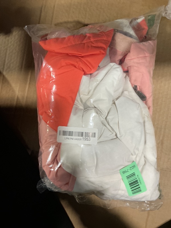 Photo 1 of **HEAVY USAGE/ ODOR** Arctix Kids Frost Insulated Winter Jacket, White, Small