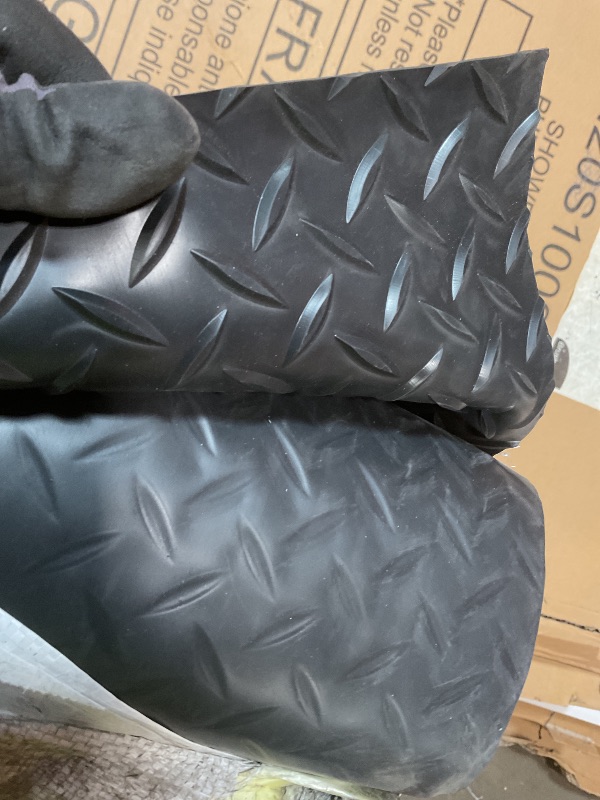 Photo 1 of ***DENT**Floor matt Extra large 