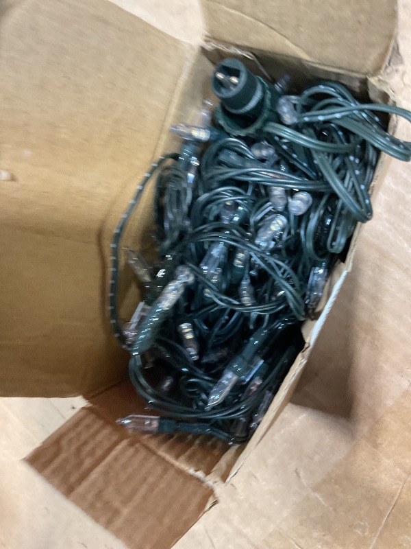 Photo 1 of *MISSING PLUG* Brightown LED Christmas Mini Lights, 39Feet 100 LED Clear Bulbs String Lights with 8 Light Modes, Connectable Fairy Lights Plug in for Outdoor Xmas Trees Garland Wreath Holiday Decorations, Warm White